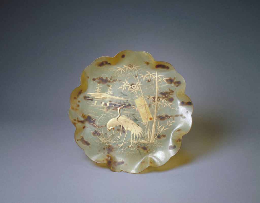 图片[1]-Hawksbill painted with gold, bamboo crane and sunflower plate-China Archive